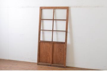 アンティーク建具　味わいある木味が魅力的なガラス戸1枚(引き戸)(R-064909)