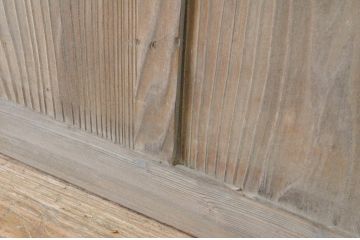アンティーク建具　経年を感じさせる木味が魅力のガラス戸1枚(引き戸)(R-064911)