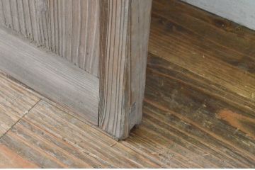 アンティーク建具　経年を感じさせる木味が魅力のガラス戸1枚(引き戸)(R-064911)
