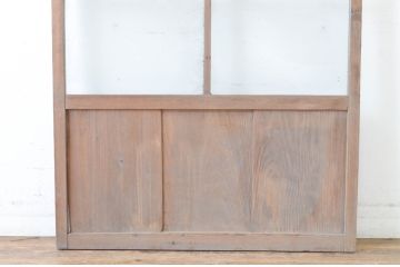 アンティーク建具　経年を感じさせる木味が魅力のガラス戸1枚(引き戸)(R-064911)