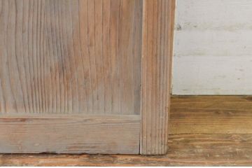 アンティーク建具　経年を感じさせる木味が魅力のガラス戸1枚(引き戸)(R-064911)