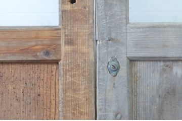 アンティーク建具　経年を感じさせる木味が魅力のガラス戸4枚セット(引き戸)(R-064921)