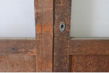 アンティーク建具　経年を感じさせる木味が魅力のガラス戸4枚セット(引き戸)(R-064921)