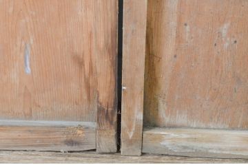 アンティーク建具　経年を感じさせる木味が魅力のガラス戸3枚セット(引き戸)(R-064922)