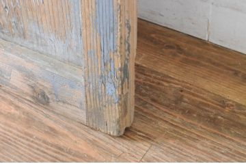 アンティーク建具　ペイント仕上げ限定　レトロな雰囲気を醸し出すガラス戸1枚(引き戸)(R-064923)