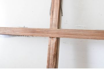 アンティーク建具　ペイント仕上げ限定　レトロな雰囲気を醸し出すガラス戸1枚(引き戸)(R-064923)