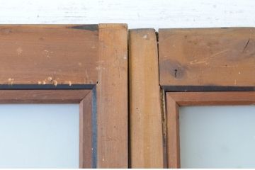 アンティーク建具　時を刻んだ風合いが魅力の重厚なガラス戸2枚セット(板戸、玄関戸、蔵戸、引き戸)(R-064925)