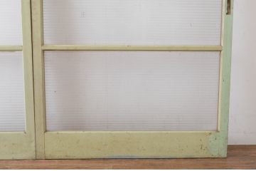 アンティーク建具　ペイント仕上げ限定　モールガラス入り　シンプルなデザインでどんなお部屋にも取り入れやすいガラス戸2枚セット(引き戸)(R-064927)