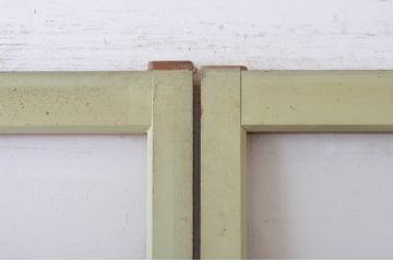 アンティーク建具　ペイント仕上げ限定　モールガラス入り　シンプルなデザインでどんなお部屋にも取り入れやすいガラス戸2枚セット(引き戸)(R-064927)