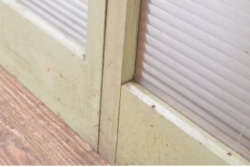 アンティーク建具　ペイント仕上げ限定　モールガラス入り　シンプルなデザインでどんなお部屋にも取り入れやすいガラス戸2枚セット(引き戸)(R-064927)