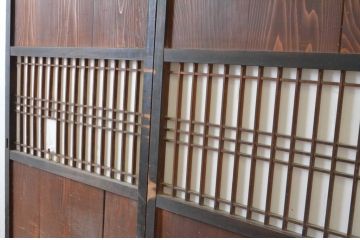 アンティーク建具　和の情緒を演出する障子帯戸2枚セット(引き戸、障子戸、板戸)(R-064935)