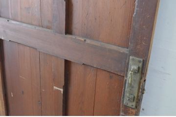 アンティーク建具　古い洋館の素朴な引き戸1枚(板戸)(R-064941)