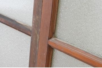 アンティーク建具　ペイント仕上げ限定　古い洋館で使われていた両開き窓と回転窓のセット(突き出し窓、ガラス扉、明かり取り、明り取り)(R-064975)