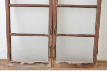アンティーク建具　ペイント仕上げ限定　古い洋館で使われていた両開き窓と回転窓のセット(突き出し窓、ガラス扉、明かり取り、明り取り)(R-064976)