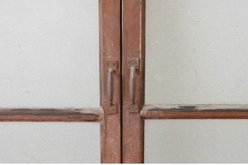 アンティーク建具　ペイント仕上げ限定　古い洋館で使われていた両開き窓と回転窓のセット(突き出し窓、ガラス扉、明かり取り、明り取り)(R-064976)
