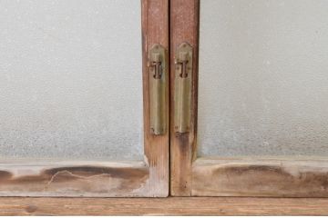 アンティーク建具　ペイント仕上げ限定　古い洋館で使われていた両開き窓と回転窓のセット(突き出し窓、ガラス扉、明かり取り、明り取り)(R-064976)