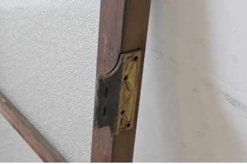 アンティーク建具　ペイント仕上げ限定　古い洋館で使われていた両開き窓と回転窓のセット(突き出し窓、ガラス扉、明かり取り、明り取り)(R-064977)