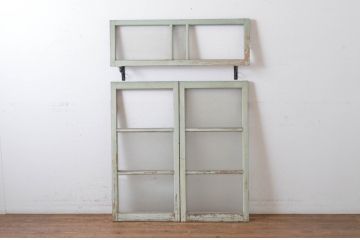 アンティーク建具　ペイント仕上げ限定　古い洋館で使われていた両開き窓と回転窓のセット(突き出し窓、ガラス扉、明かり取り、明り取り)(R-064978)