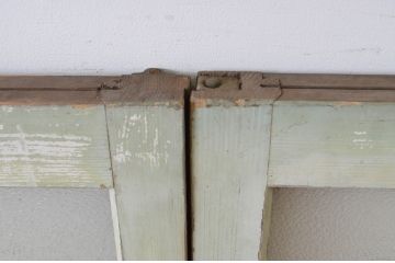 アンティーク建具　ペイント仕上げ限定　古い洋館で使われていた両開き窓と回転窓のセット(突き出し窓、ガラス扉、明かり取り、明り取り)(R-064979)