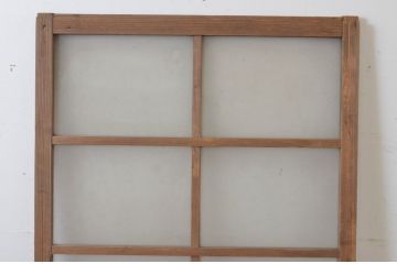 アンティーク建具　経年を感じさせる木味が魅力のガラス窓1枚(引き戸、ガラス戸)(R-064987)
