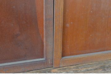 アンティーク建具　タモ材枠　落ち着いた色味が味わい深いシンプルな板戸窓4枚セット(引き戸)(R-065008)