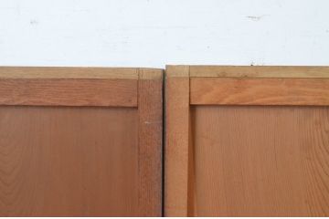 アンティーク建具　タモ材枠　落ち着いた色味が味わい深いシンプルな板戸窓4枚セット(引き戸)(R-065008)