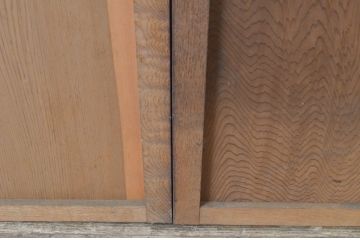 アンティーク建具　タモ材枠　落ち着いた色味が味わい深いシンプルな板戸窓4枚セット(引き戸)(R-065008)