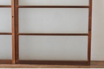 アンティーク建具　どこか懐かしい雰囲気を感じる横桟のガラス窓2枚セット(引き戸、ガラス戸)(R-065016)