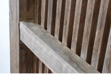 アンティーク建具　総栗材　歴史を刻んだ風合いが趣のある格子蔵戸1枚(格子戸、玄関戸、引き戸)(R-065021)