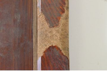 アンティーク建具　激レア!!　希少!!　欅(ケヤキ)材・栗材　猪(イノシシ)の金具が存在感を放つ庄内蔵戸1枚(玄関戸、引き戸)(R-065022)
