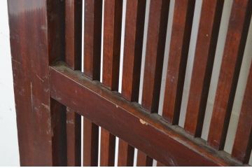 アンティーク建具　上質な和の空間を高める漆塗りのシンプルな格子蔵戸1枚(格子戸、玄関戸、引き戸)(R-065023)