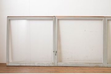 アンティーク建具　ペイント仕上げ限定　シンプルなデザインでどんなお部屋にも取り入れやすいガラス窓4枚セット(ガラス戸、引き戸)(R-065027)