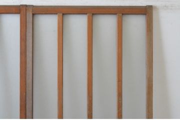 アンティーク建具　レトロな雰囲気づくりにおすすめのシンプルな玄関戸2枚セット(ガラス戸、引き戸)(R-065028)