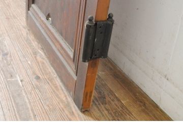 アンティーク建具　上品な印象のモールディングが素敵なドア1枚(ガラス戸、ガラス扉)(R-065029)