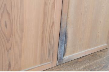 アンティーク建具　杉材　味わい深いシンプルな板戸窓4枚セット(引き戸)(R-065031)