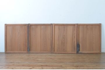 アンティーク建具　杉材　味わい深いシンプルな板戸窓4枚セット(引き戸)(R-065032)