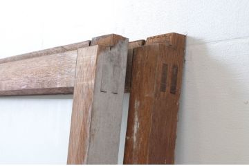 アンティーク建具　ペイント仕上げ限定　ペンキの剥げた横桟ガラス窓2枚セット(引き戸、ガラス戸)(R-065037)