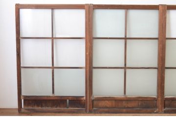 アンティーク建具　古い木味の腰板付きガラス窓4枚セット(ガラス戸、引き戸)(R-065043)