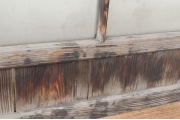 アンティーク建具　古い木味の腰板付きガラス窓2枚セット(ガラス戸、引き戸)(R-065045)