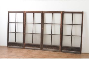 アンティーク建具　古い木味の腰板付き幅狭ガラス窓4枚セット(ガラス戸、引き戸)(R-065046)