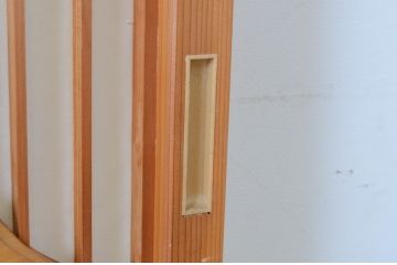 ビンテージ建具　経年を感じさせる古い木味の味わいが魅力の書院戸4枚セット(障子戸、窓、引き戸、ヴィンテージ)(R-065048)