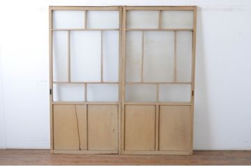 アンティーク建具　ペイント仕上げ限定!　存在感のあるデザインの大正ロマンガラス戸2枚セット(引き戸、建具)(R-065059)