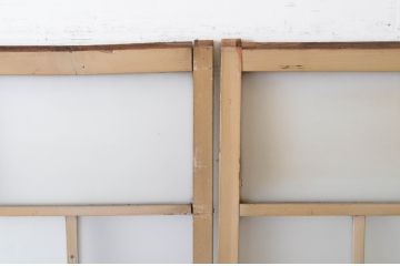 アンティーク建具　ペイント仕上げ限定!　存在感のあるデザインの大正ロマンガラス戸2枚セット(引き戸、建具)(R-065059)