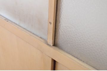 アンティーク建具　ペイント仕上げ限定!　存在感のあるデザインの大正ロマンガラス戸2枚セット(引き戸、建具)(R-065059)