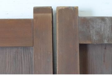アンティーク建具　総杉材・一枚板　両開き　経年の古い木の質感が魅力の門扉一対(2枚セット、蔵戸、建具、玄関戸、玄関ドア)(R-065064)