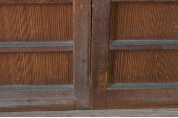 アンティーク建具　昭和初期　上手物!!　美しい柾目が魅力の両開き舞良戸扉一対(2枚セット、まいらど、板戸、ドア)(R-065075)