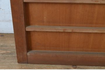 アンティーク建具　昭和初期　上手物!!　美しい柾目　真鍮つまみ付き　舞良戸扉1枚(まいらど、板戸、ドア)(R-065079)