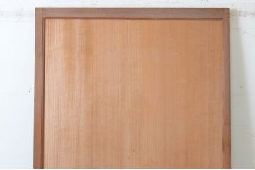 アンティーク建具　昭和初期　上手物!!　美しい柾目　真鍮つまみ付き　舞良戸扉1枚(まいらど、板戸、ドア)(R-065079)
