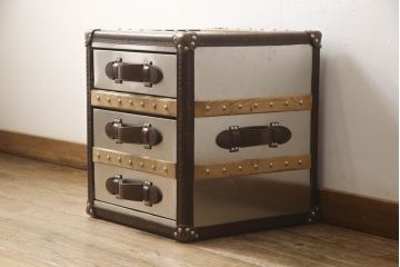 中古　ハロ(HALO)　ストニーハースト スモール ランプテーブル(ブラッシュドスチール)(STONYHURST SMALL LAMP TABLE BRUSHED STEEL)　インダストリアルなお部屋作りにオススメのサイドチェスト(コーヒーテーブル、カフェテーブル、サイドテーブル、サイドキャビネット、小引き出し)(定価約17万4千円)(R-065108)
