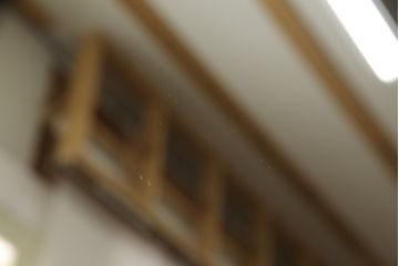 中古　希少な絶版品!　プリズミックアンドブリル(PRIZMIC&BRILL)　使い込むほどに味わいが深まる本革のパディッドミラー(レザーフレームミラー、姿見、壁掛け鏡、店舗什器、PADDED MIRROR)(定価約10万円)(R-065109)